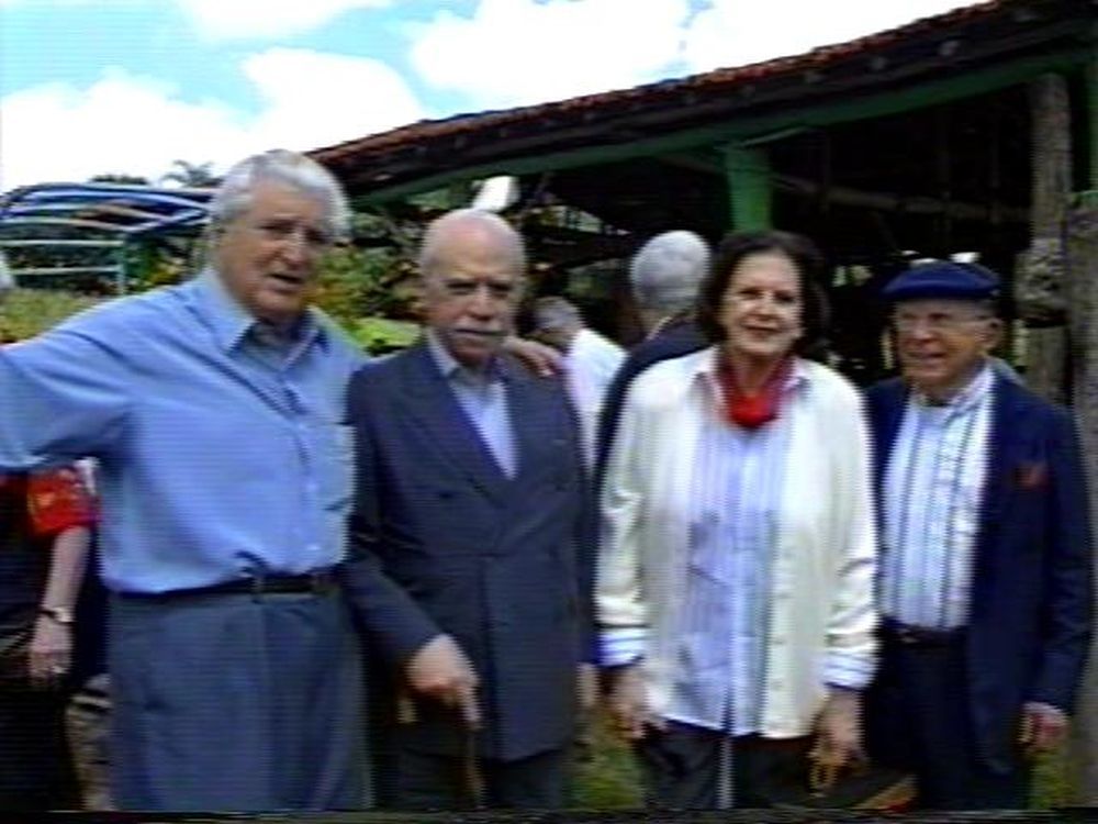 Foto - Visita da Academia Paulista de Letras em Botucatu em 2001