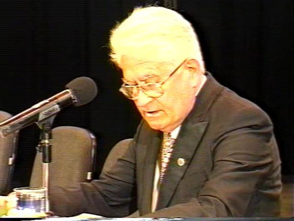 Foto - Visita da Academia Paulista de Letras em Botucatu em 2001