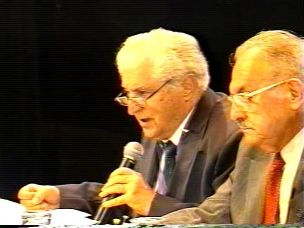 Foto - Visita da Academia Paulista de Letras em Botucatu em 2001