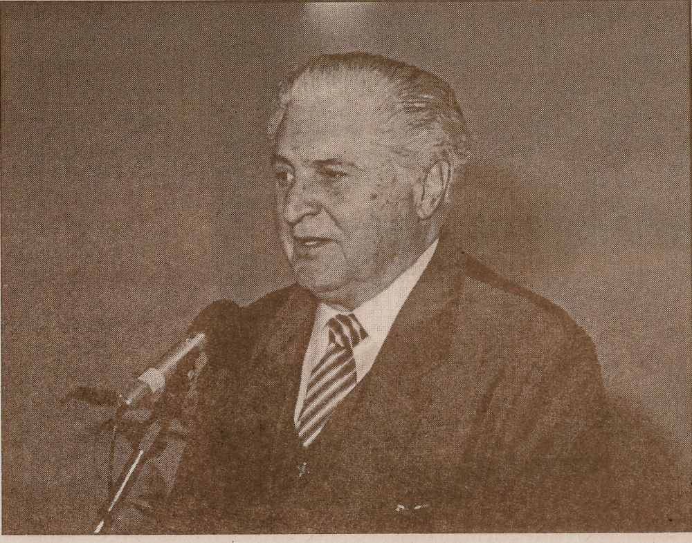 Foto - Visita da Academia Paulista de Letras em Botucatu em 2001