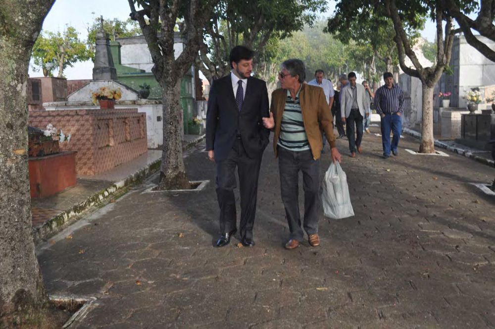 Foto - Homenagem ao Capitão José Gomes Pinheiro pelo Prefeito João Cury Neto em 14/04/2011