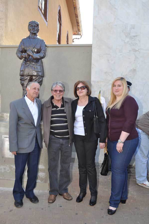 Foto - Inauguração da Estátua de Anesia Pinheiro Machado em Itapetininga em 16/07/2011